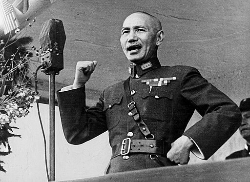 圖七　1937年7月17日，蔣介石在江西廬山圖書館發表對日軍挑釁的退讓底線，「廬山聲明」象徵抗日戰爭全面開始。（來源：維基百科）