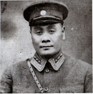 圖三　國軍第二十一軍的首任軍長劉湘，是川軍領導將領之一，也是重慶大學首任校長。1966年8月，劉湘之墓被挖開，遺體遭到焚毀。（來源：維基共享資源） <sup>2</sup>